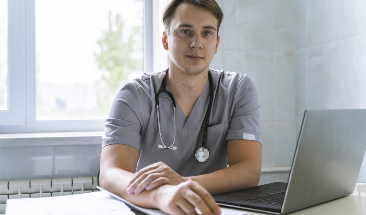 How to Build a Standout Travel Nurse Profile